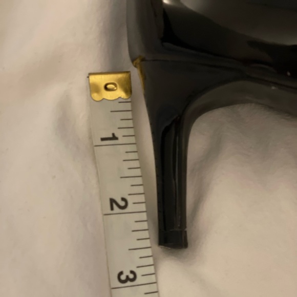 🌷Gorgeous Zara black patent leather kitten heels - Pristine condition 🌷Size 9 - Picture 6 of 6